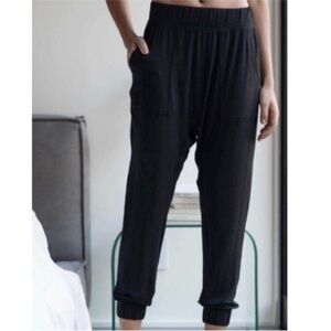 Lunya Restore Draped Jogger Sweatpants Black Medium